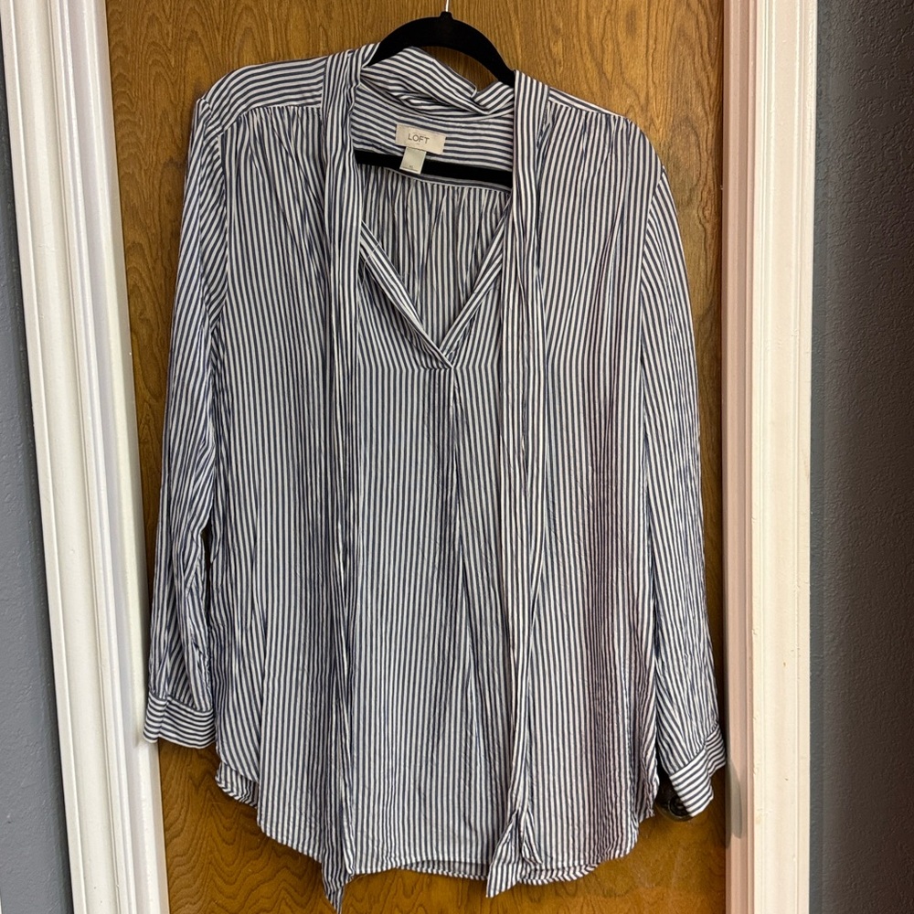 LOFT Women's Navy and White Striped Blouse